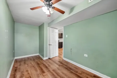 3923 West Polk Street Chicago IL 60624