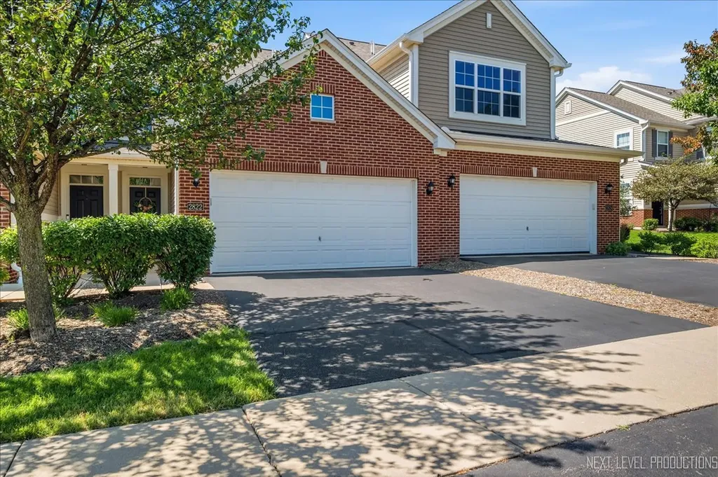 2822 Church Road Aurora IL 60502