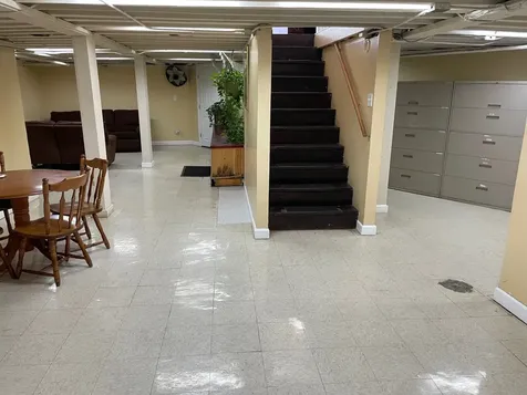 7547 North Rogers Avenue Chicago IL 60626