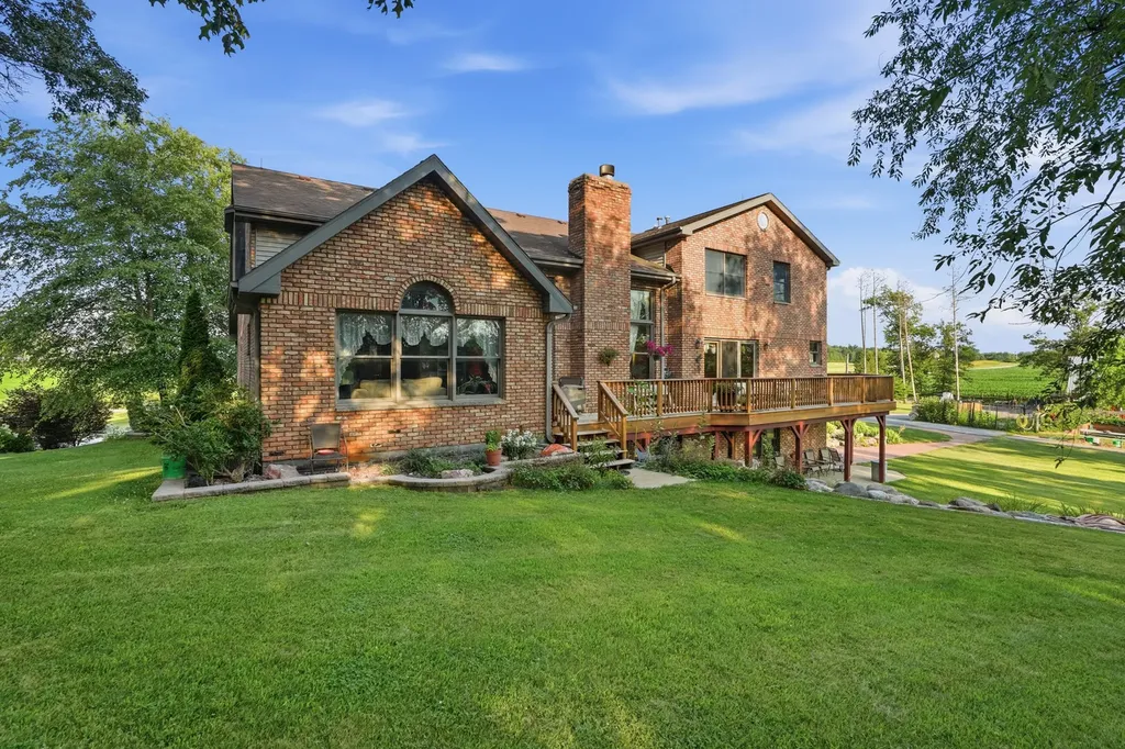 28050 South Klemme Road Beecher IL 60401