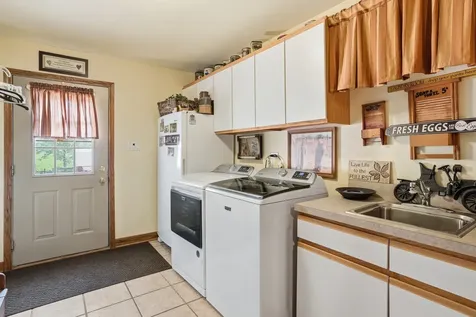 28050 South Klemme Road Beecher IL 60401