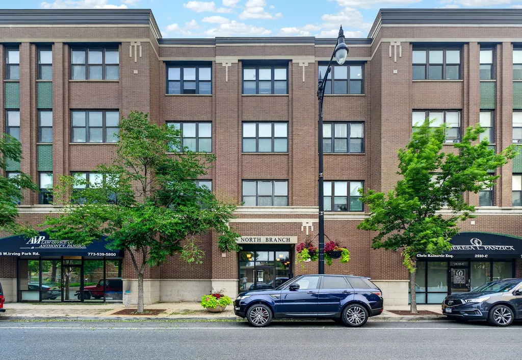 2510 West Irving Park Road Chicago IL 60618