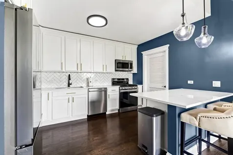 2510 West Irving Park Road Chicago IL 60618