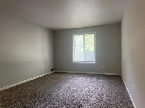 571 Somerset Lane Crystal Lake IL 60014