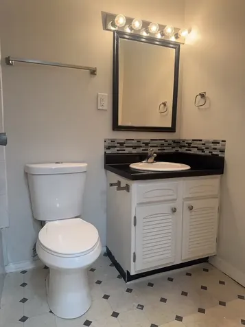 571 Somerset Lane Crystal Lake IL 60014