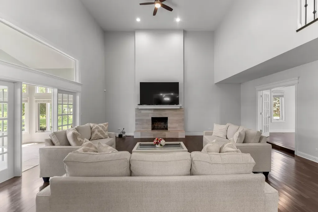 24161 Brancaster Drive Naperville IL 60564