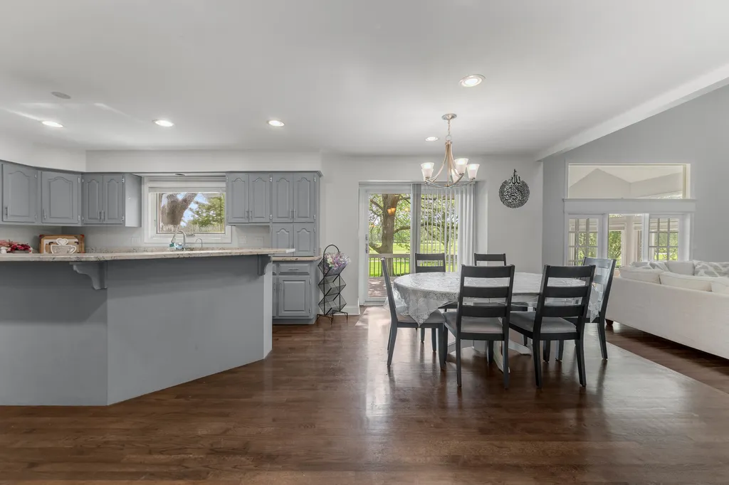 24161 Brancaster Drive Naperville IL 60564