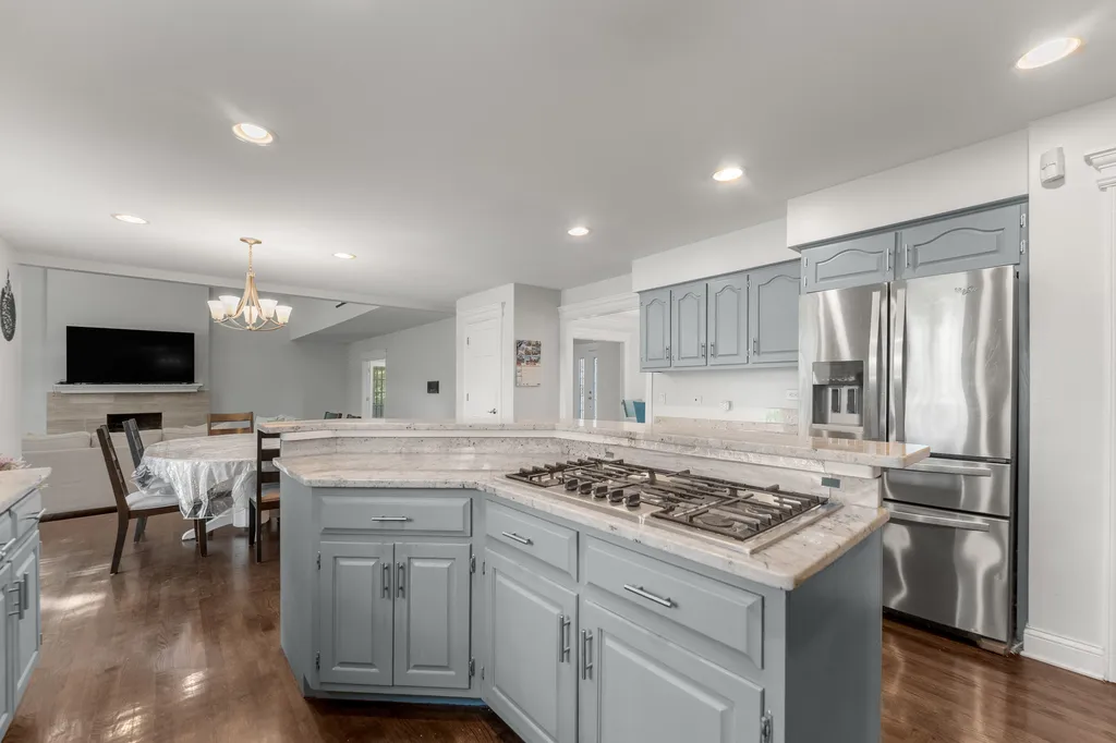 24161 Brancaster Drive Naperville IL 60564
