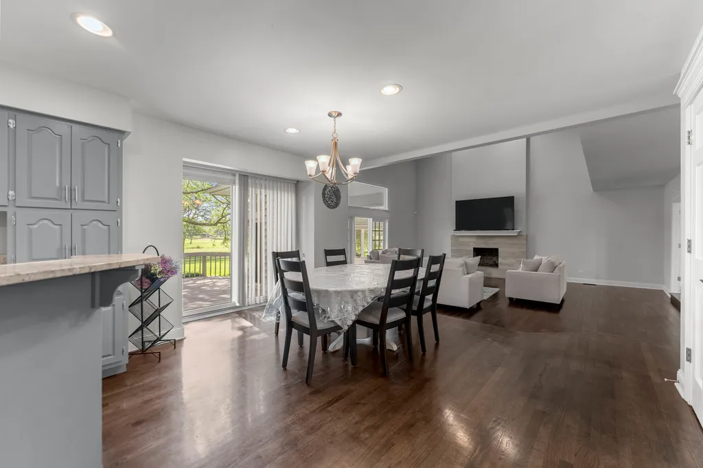 24161 Brancaster Drive Naperville IL 60564