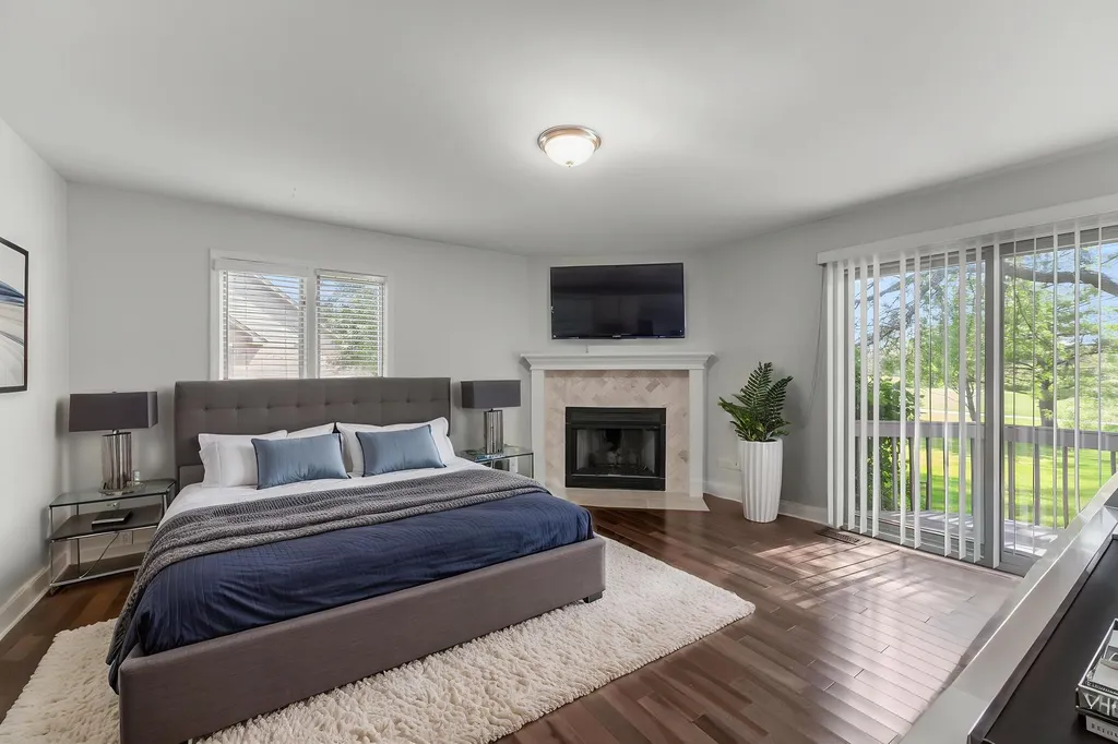 24161 Brancaster Drive Naperville IL 60564