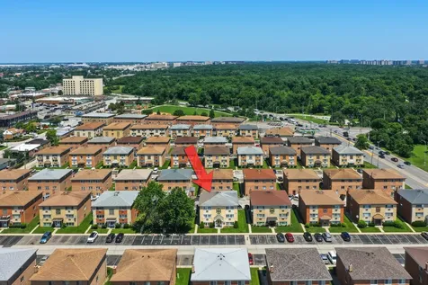 9220 South Sally Lane Schiller Park IL 60176