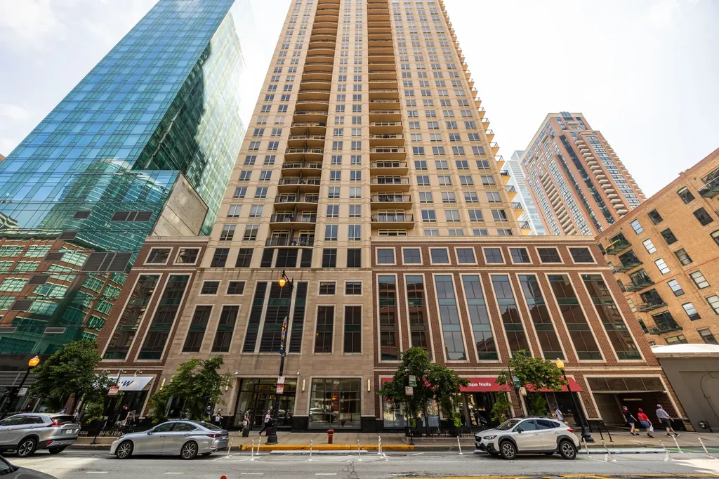 1111 South Wabash Avenue Chicago IL 60605