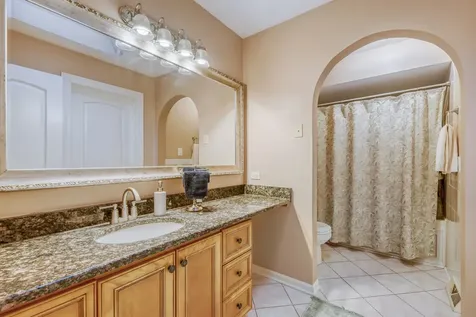 7642 West 92nd Place Hickory Hills IL 60457
