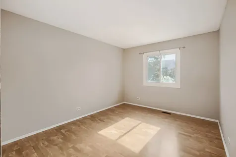 3729 Dory Circle E Hanover Park IL 60133