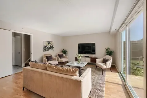 3729 Dory Circle E Hanover Park IL 60133