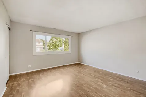 3729 Dory Circle E Hanover Park IL 60133