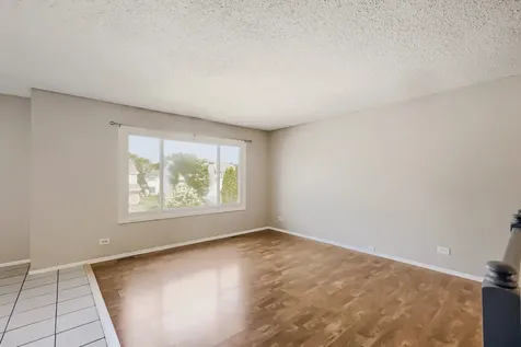 3729 Dory Circle E Hanover Park IL 60133