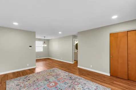 2009 Crescent Drive Champaign IL 61821