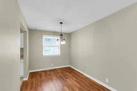 2009 Crescent Drive Champaign IL 61821