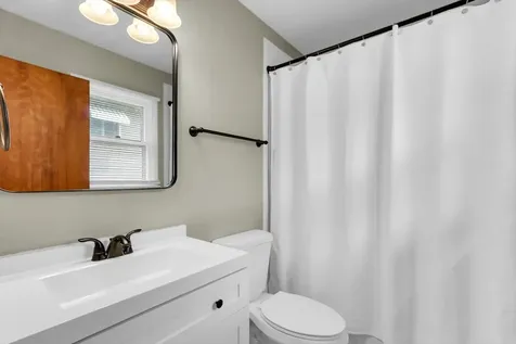 2009 Crescent Drive Champaign IL 61821
