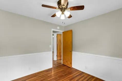 2009 Crescent Drive Champaign IL 61821