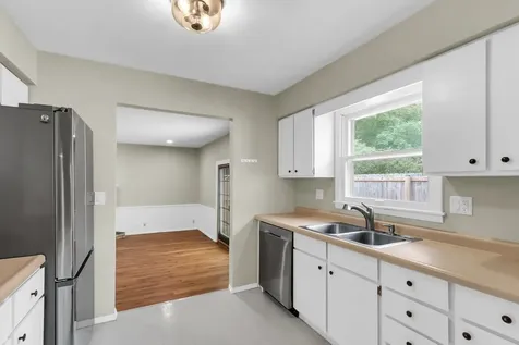 2009 Crescent Drive Champaign IL 61821