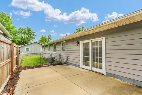 2009 Crescent Drive Champaign IL 61821