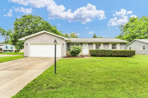 2009 Crescent Drive Champaign IL 61821