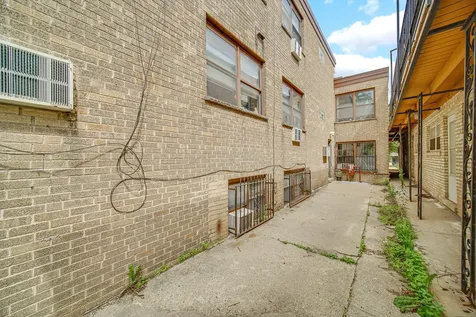 2620 West Foster Avenue Chicago IL 60625
