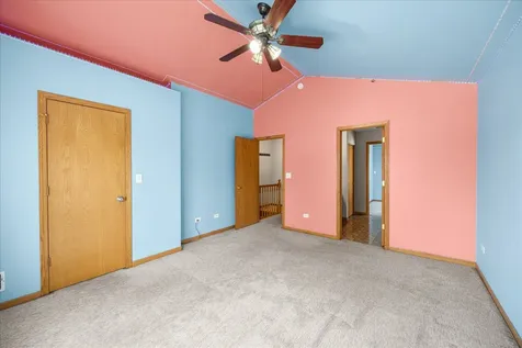 2447 Mayfield Drive Montgomery IL 60538