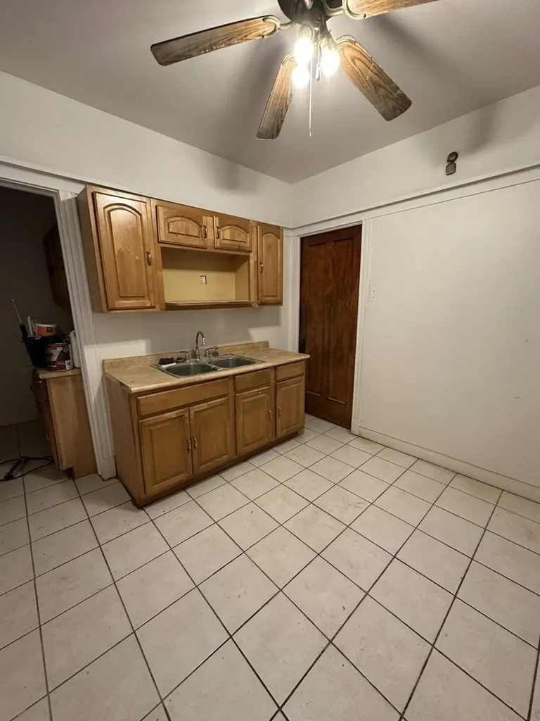 7541 South Merrill Avenue Chicago IL 60649