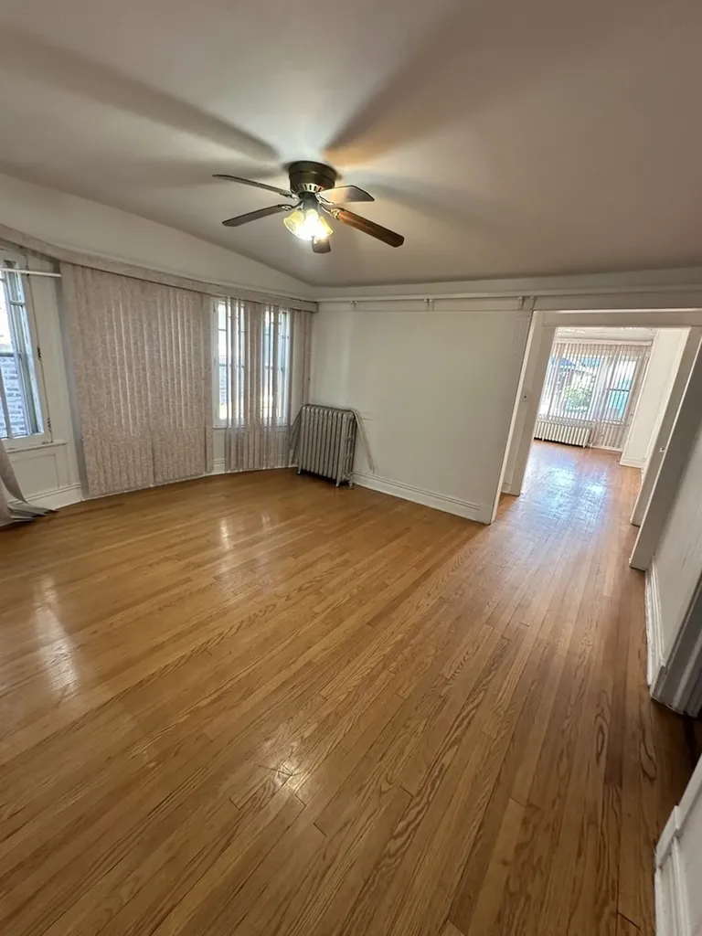 7541 South Merrill Avenue Chicago IL 60649