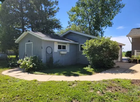 10124 Us Route 20 Garden Prairie IL 61038