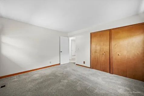 809 Stowell Avenue Streamwood IL 60107