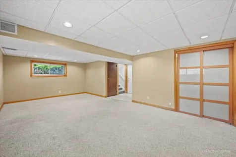 809 Stowell Avenue Streamwood IL 60107