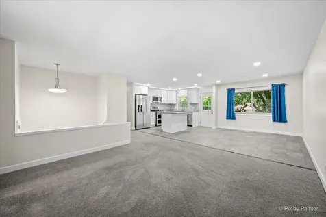 809 Stowell Avenue Streamwood IL 60107