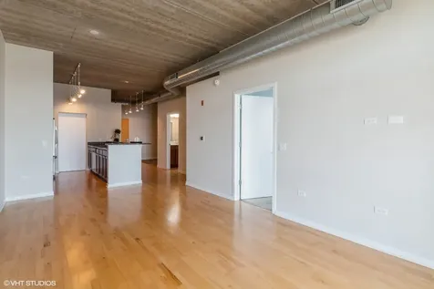 647 Metropolitan Way Des Plaines IL 60016