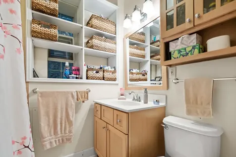 1336 West Cornelia Avenue Chicago IL 60657