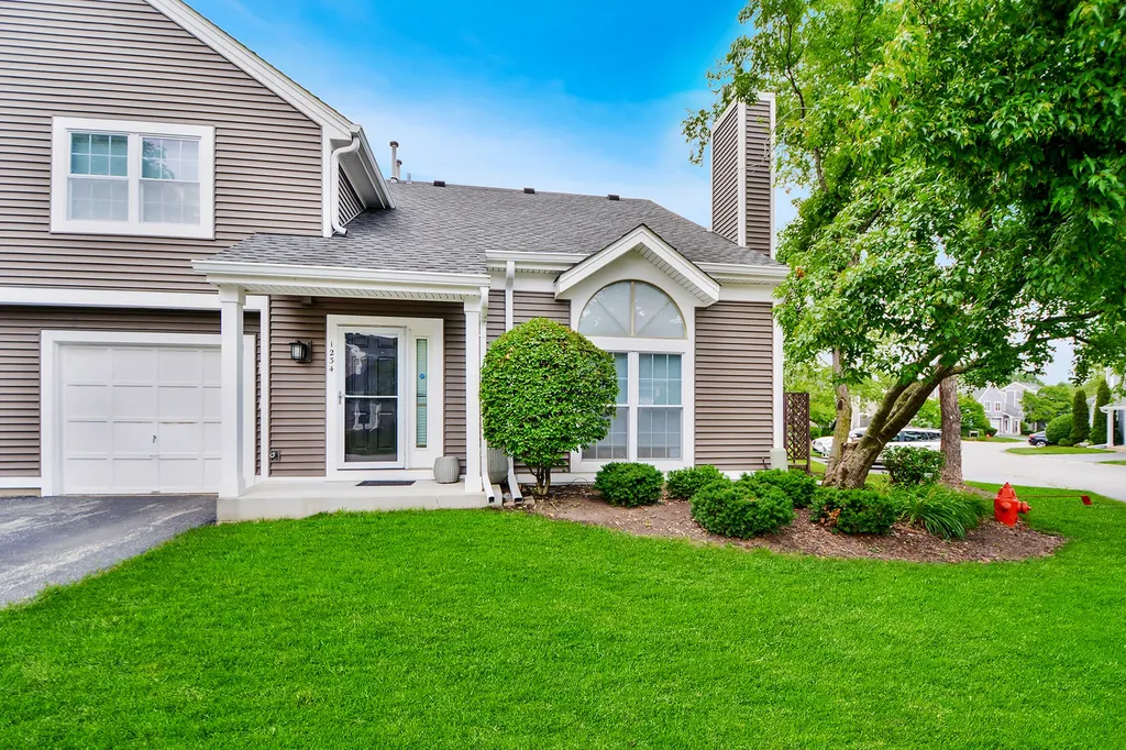 1234 North Knollwood Drive Palatine IL 60067