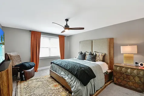 1234 North Knollwood Drive Palatine IL 60067