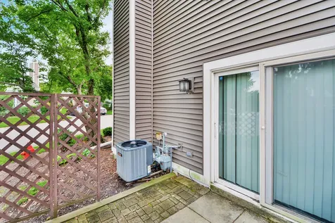 1234 North Knollwood Drive Palatine IL 60067