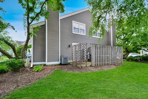1234 North Knollwood Drive Palatine IL 60067