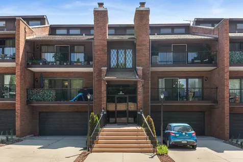 2 Cinnamon Creek Drive Palos Hills IL 60465