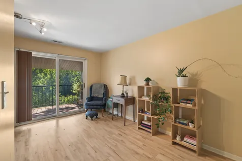 2 Cinnamon Creek Drive Palos Hills IL 60465