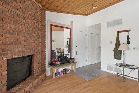 2 Cinnamon Creek Drive Palos Hills IL 60465