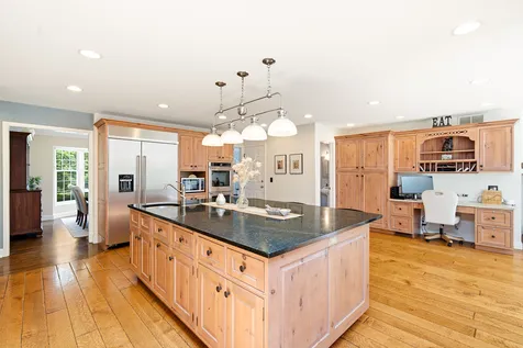 1360 Kenilwood Lane Riverwoods IL 60015