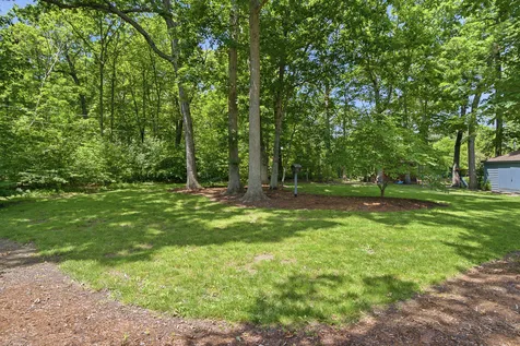 1360 Kenilwood Lane Riverwoods IL 60015