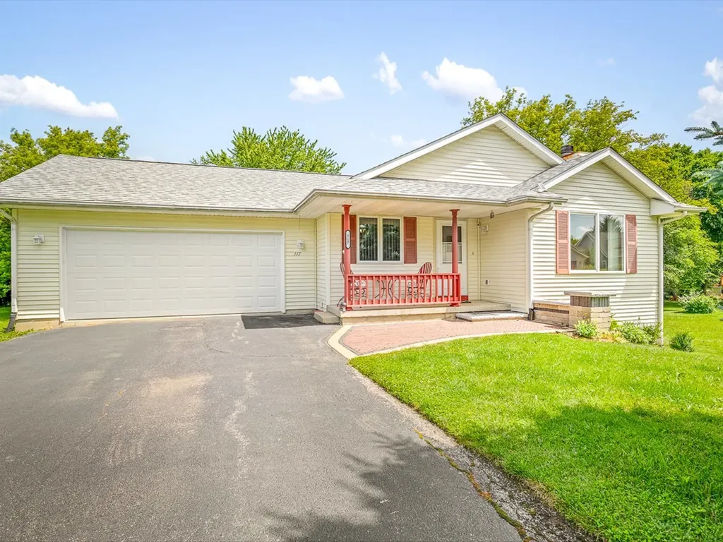 117 Pembroke Road SW Poplar Grove IL 61065
