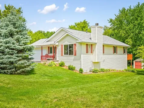 117 Pembroke Road SW Poplar Grove IL 61065