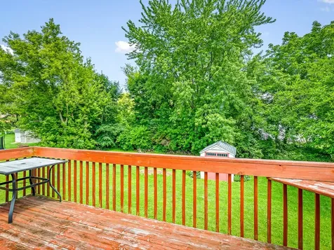 117 Pembroke Road SW Poplar Grove IL 61065